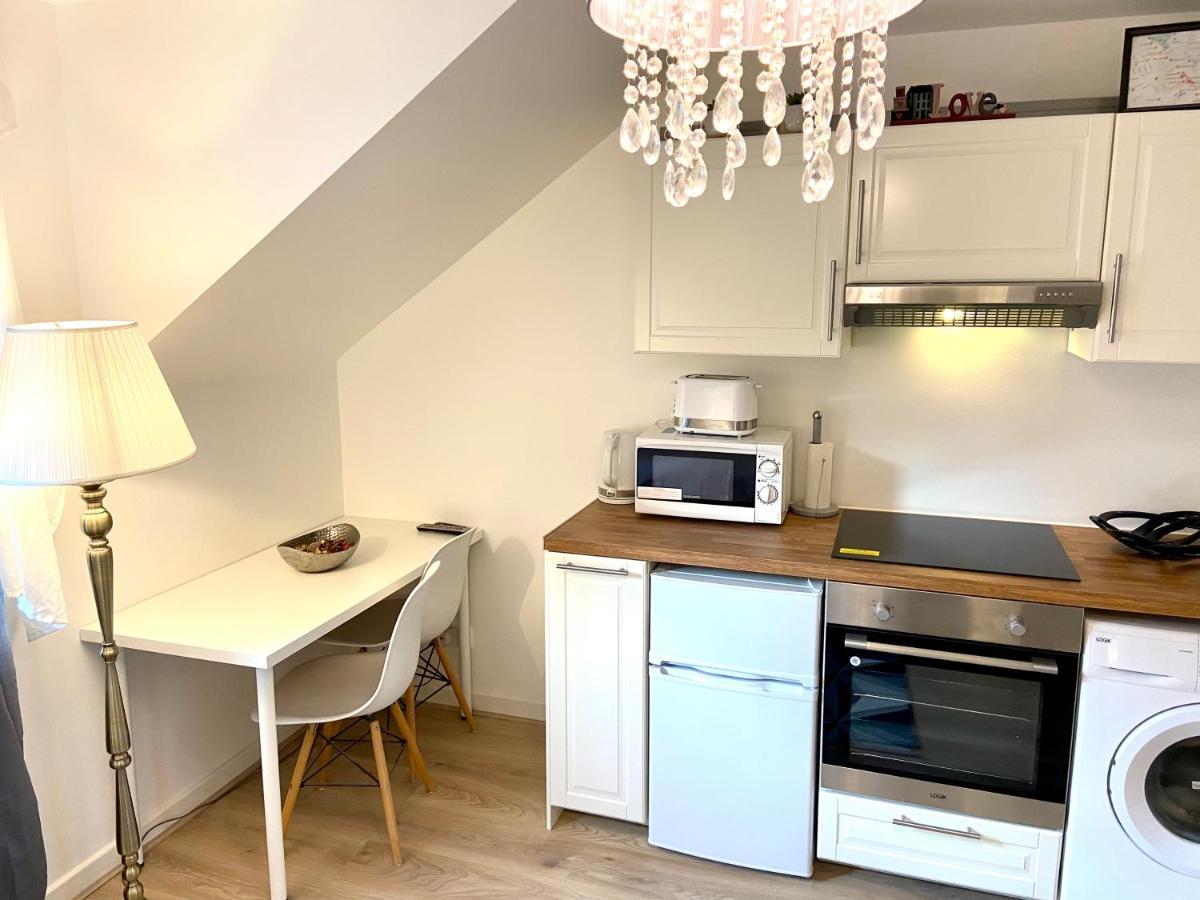 London Studio Self Contained, Newly Furbished Εξωτερικό φωτογραφία